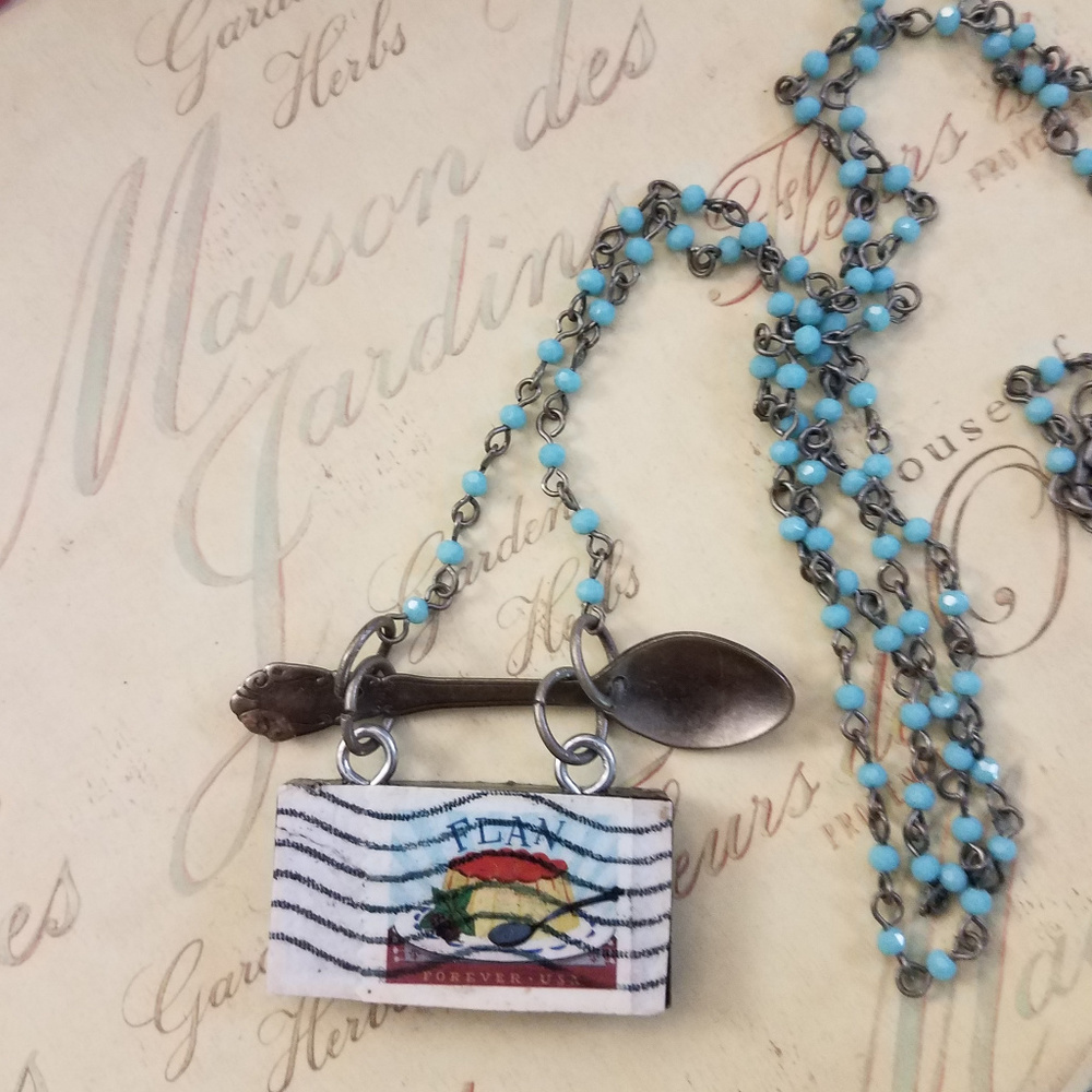 Domino Necklace